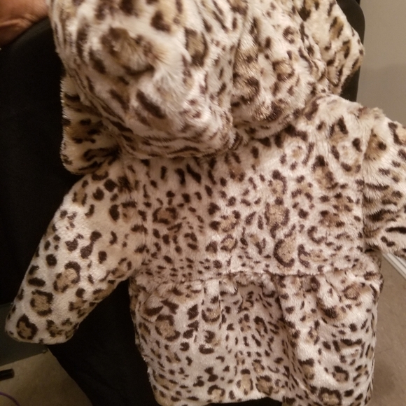 4t Little Girl coat - Picture 3 of 4